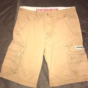 NWOT NEVER WORN Cargo Shorts